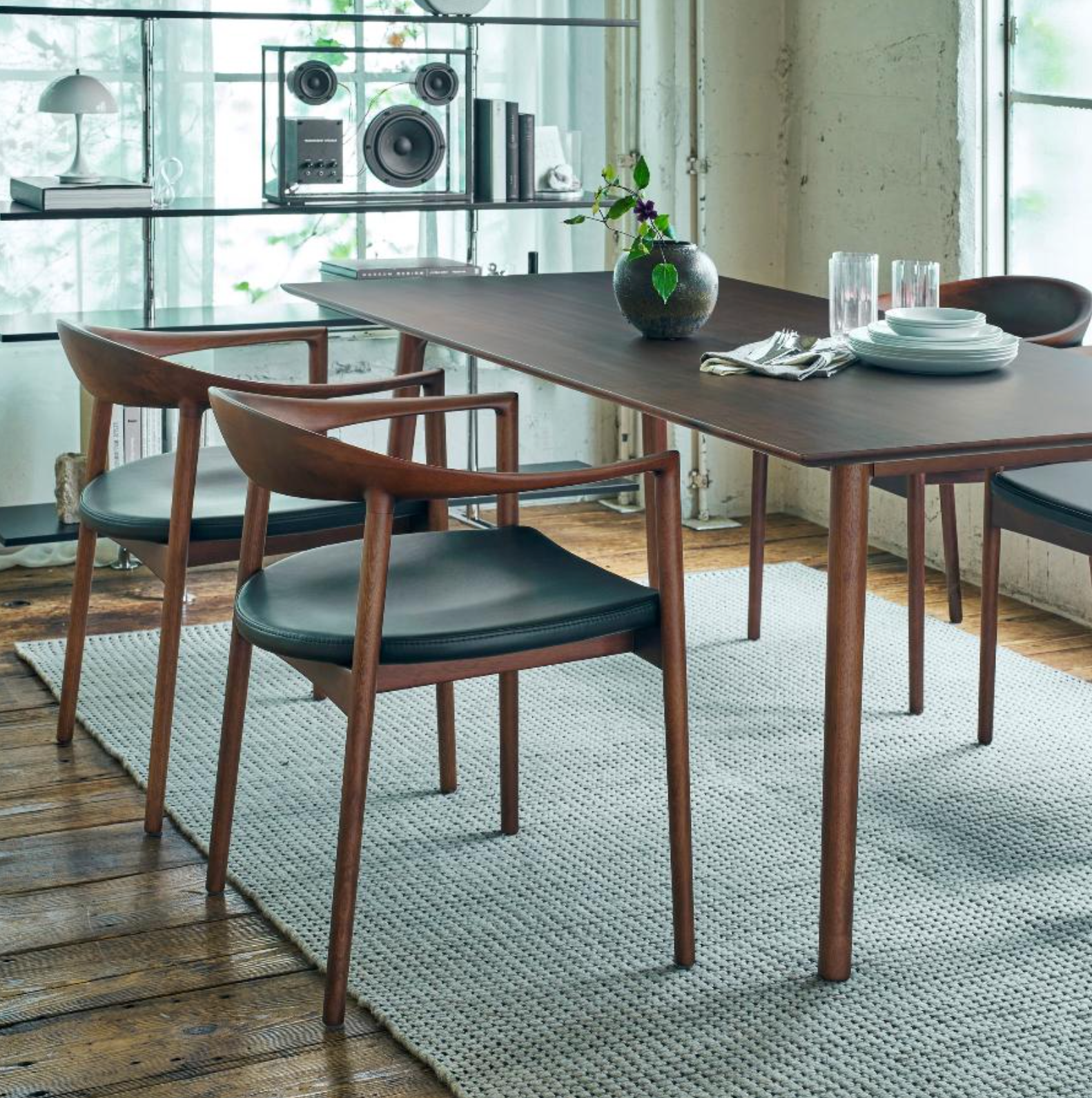 HORSE SHOE 餐桌/ 椅搭配