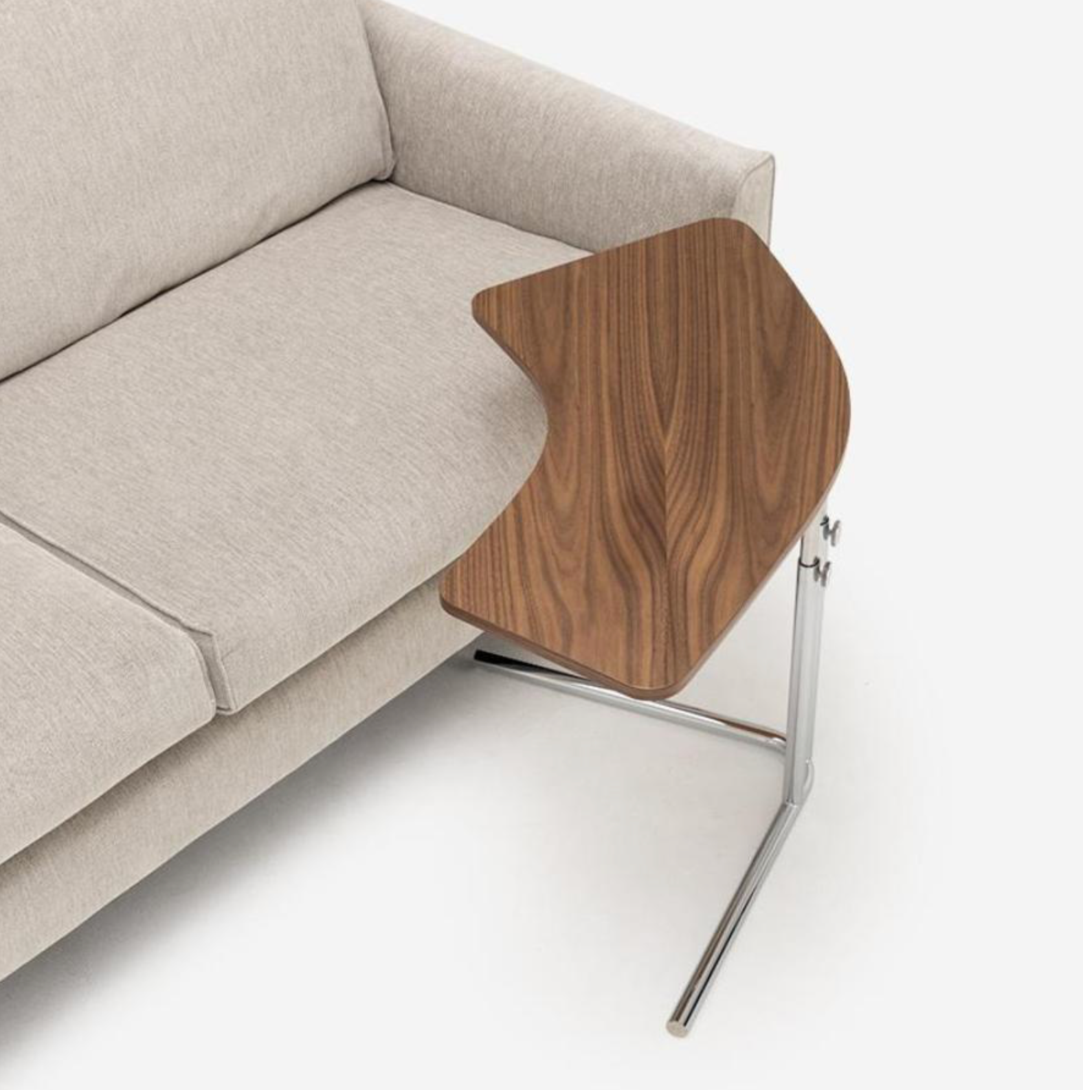 TECTA K26 邊桌（胡桃木）