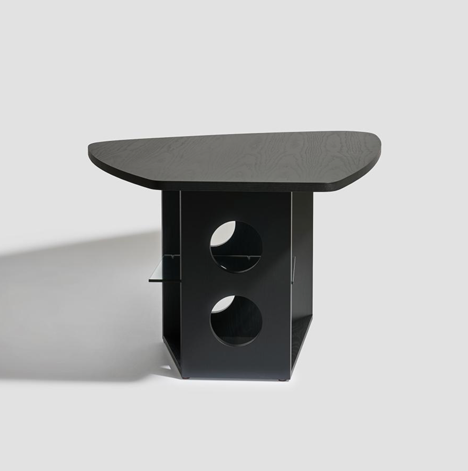 TECTA M21-1 餐桌 （黑梣木）